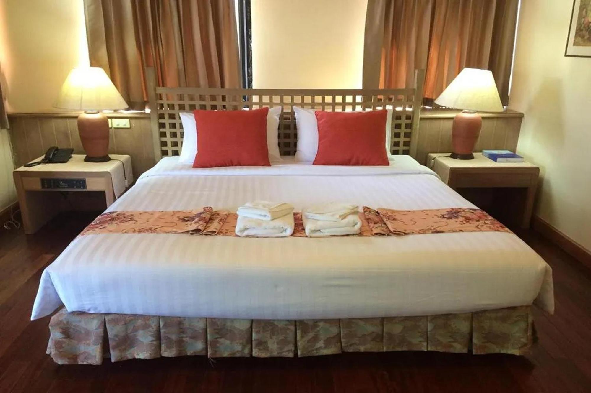 Pin Hotel Lampang Exteriér fotografie